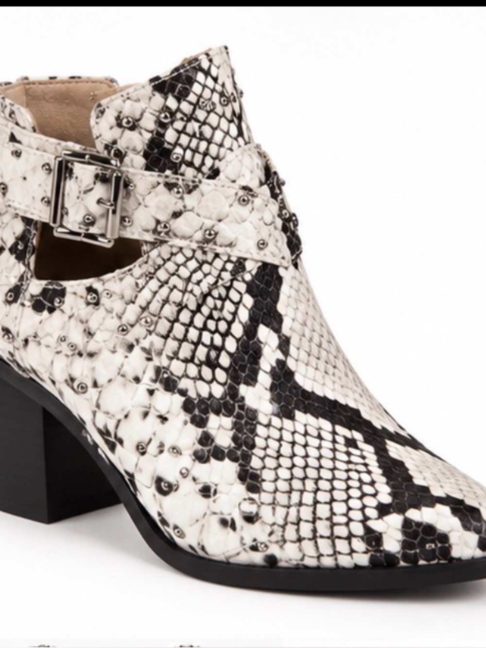 BP Sadey snake print studded cutout ankle boots 9 winterbedgy western
